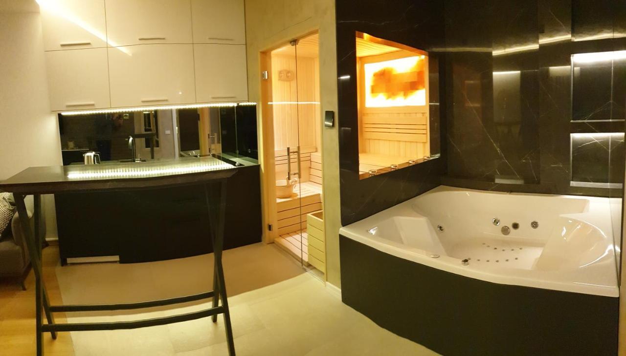 Luxury Spa Suite Belgrade Extérieur photo